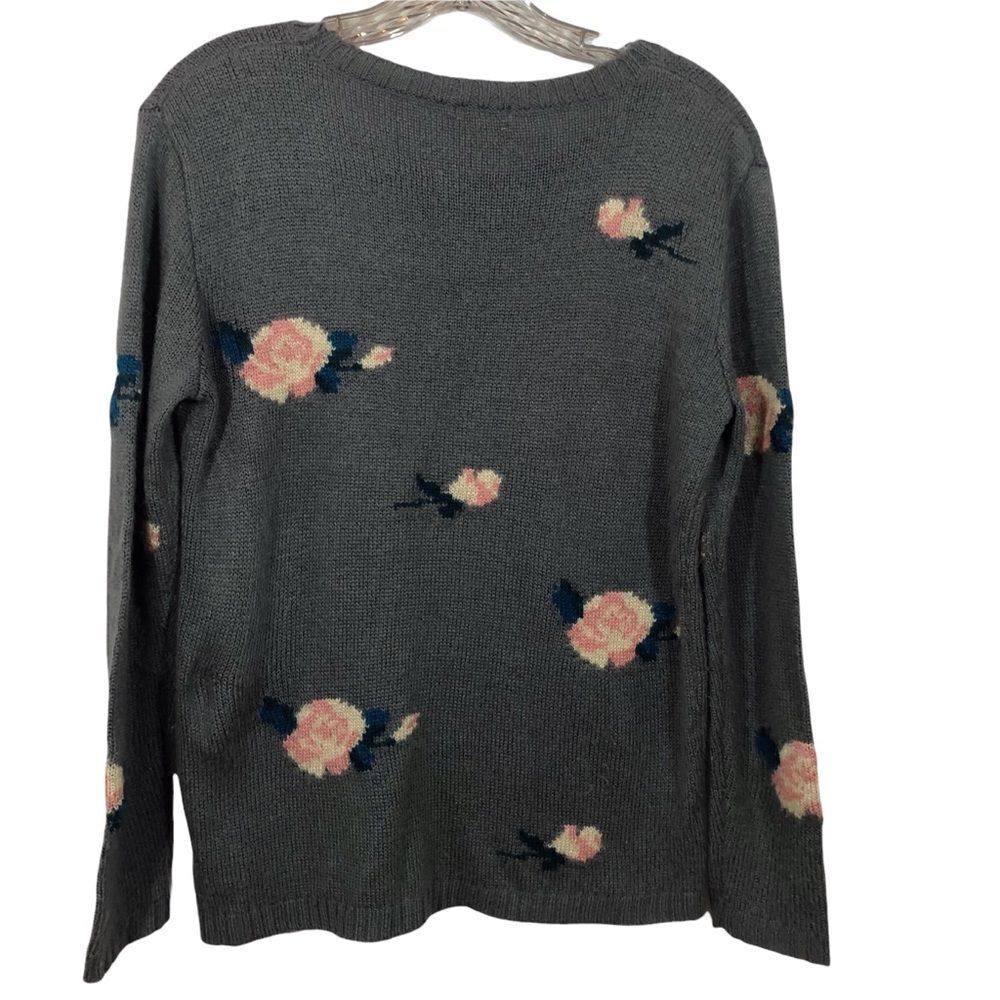 Xhilaration Sweater - Picture 2 of 9